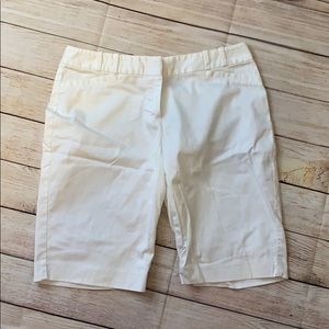 The Limited Cassidy Fit size 4 White shorts